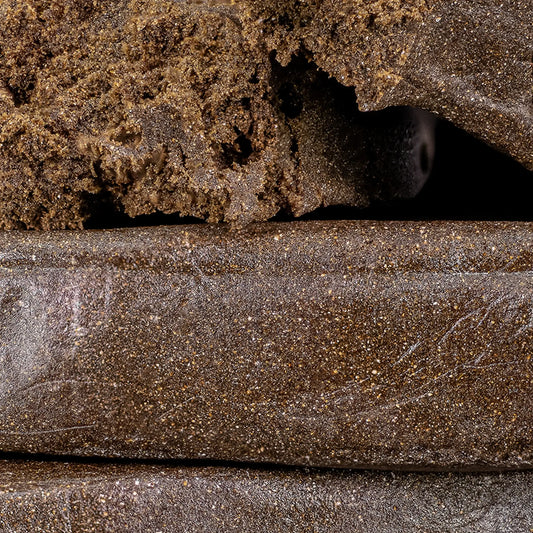 Weedshop Slaskeren THCA static hash macro shot